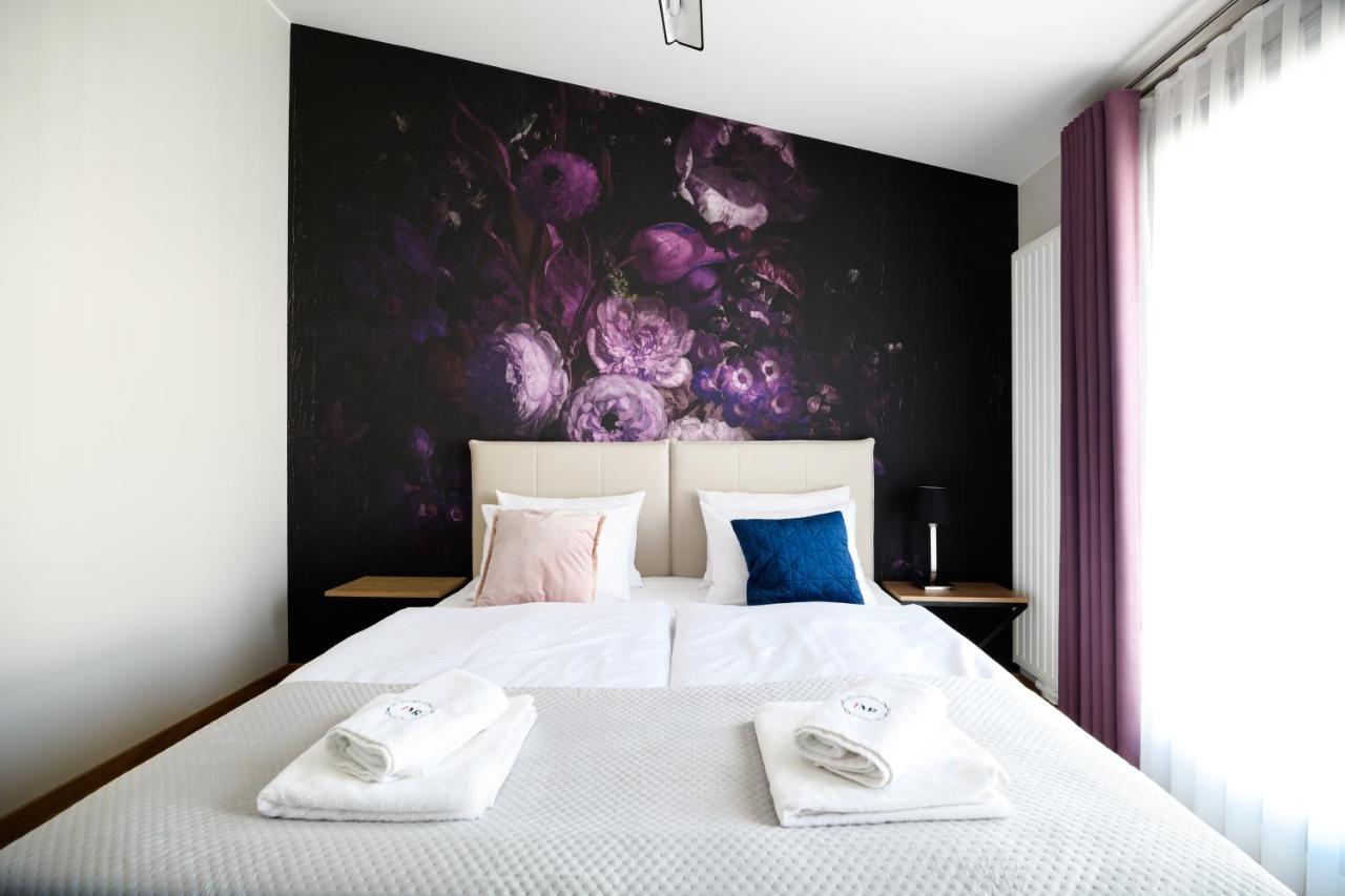 Aparthotel Inspire Miodova Residence Krasków Eksteriør bilde