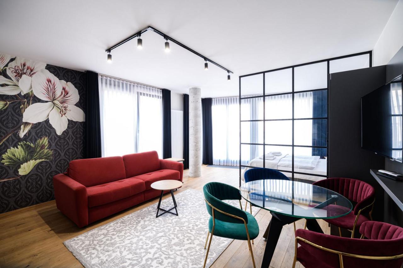 Aparthotel Inspire Miodova Residence Krasków Eksteriør bilde