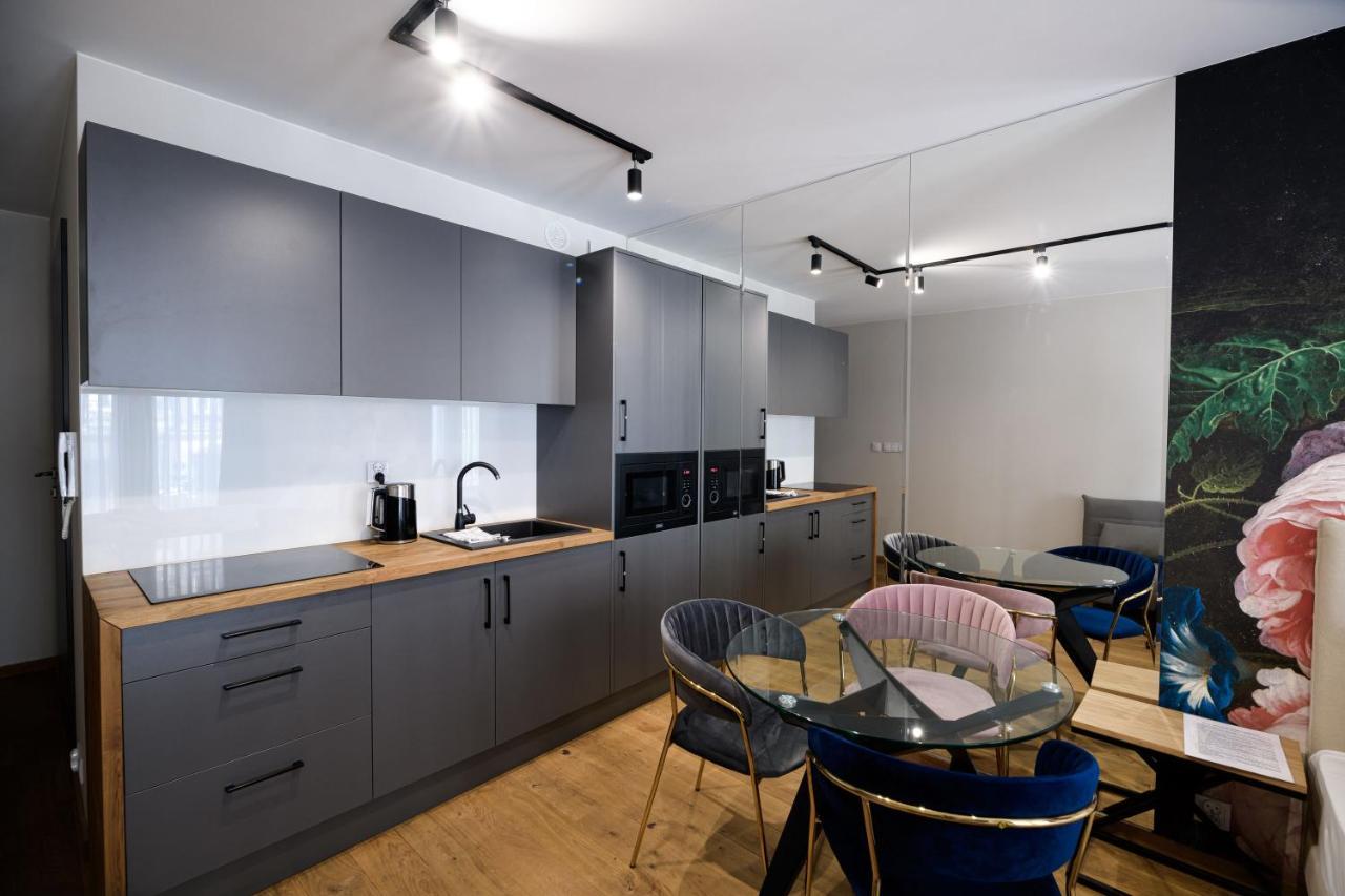 Aparthotel Inspire Miodova Residence Krasków Eksteriør bilde