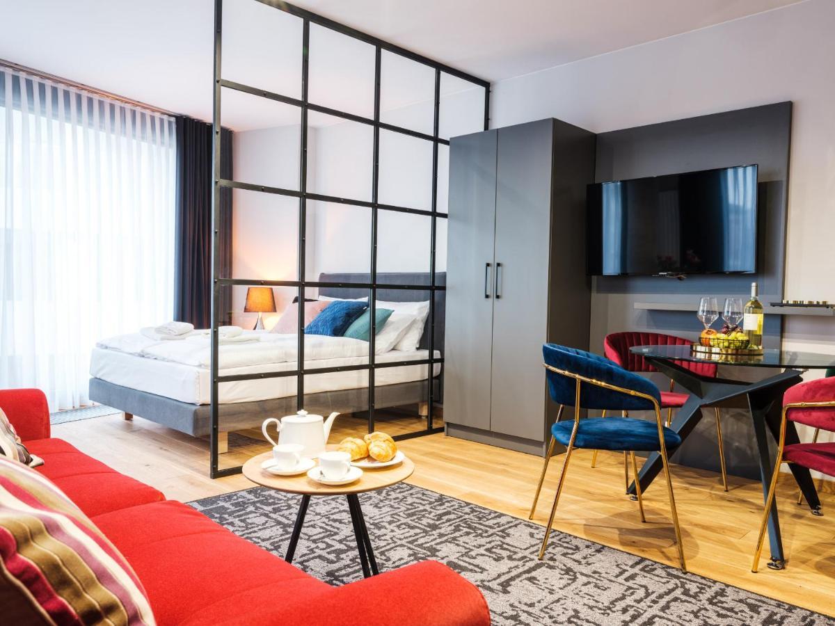 Aparthotel Inspire Miodova Residence Krasków Eksteriør bilde