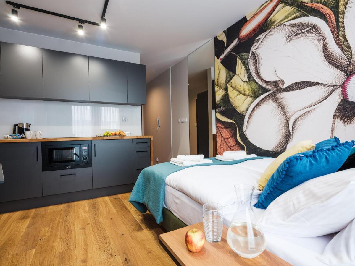 Aparthotel Inspire Miodova Residence Krasków Eksteriør bilde