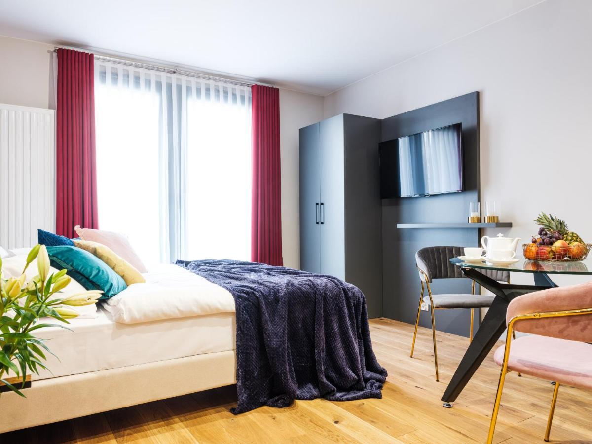 Aparthotel Inspire Miodova Residence Krasków Eksteriør bilde